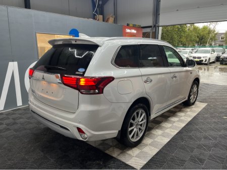2019 Mitsubishi Outlander ONLY €20950! 2019 MITSUBISHI OUTLANDER 2.4L HYBRID / 79K KMS / ADAPTIVE CRUISE CONTROL, HEATED SEATS, REVERSE CAMERA & MORE €20,950