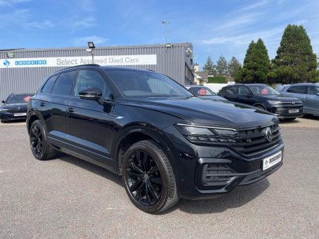 2023 Volkswagen Touareg Black Edition