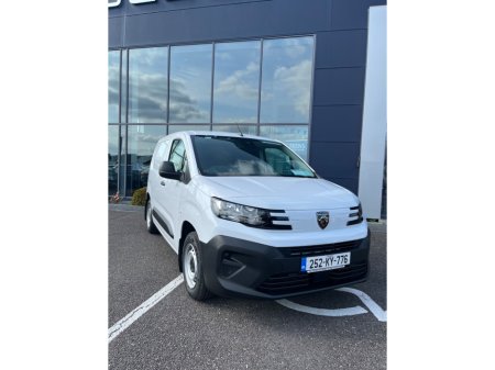 2025 Peugeot Partner