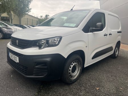 2021 Peugeot Partner  €13,950