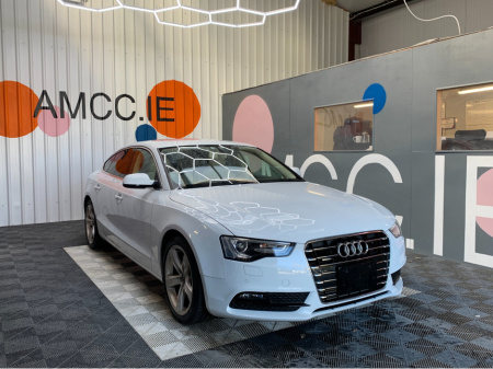 2016 Audi A5 Sportback 2.0 TFSI QUATTRO / 34k KMs / Heated Seats, Reverse Camera & More