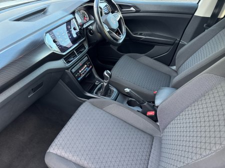 2022 Volkswagen T-Cross LIFE 1.0 TSI MANUAL 5SPEED 95BHP €20,450