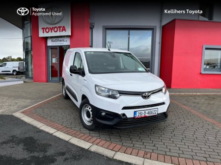 2025 Toyota Proace City SWB EV