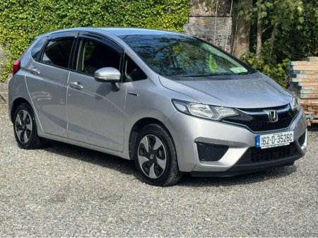 2016 Honda Fit 1.5 Hybrid