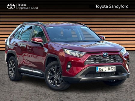 2025 Toyota Rav4 HYBRID SOL AUTO + EXTRAS // LEATHER HEATED SEATS // REAR CAMERA & PARK ASSIST // APPLE CARPLAY/ANDROID AUTO // POWER TAILGATE €52,945