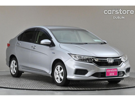 2018 Honda Grace 1.5 HYBRID 4DR AUTO *REVERSE CAM*PRIVACY GLASS*