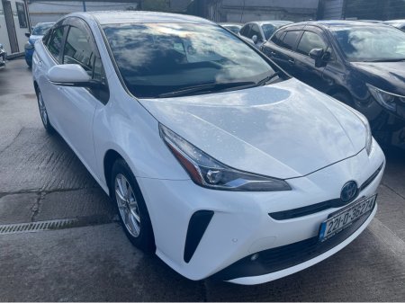 2022 Toyota Prius (Only 33k Km's) HYBRID 1.8 AUTOMATIC 5DR MODEL www.bolandscarcentre.ie
