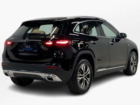 2025 Mercedes-Benz GLA Class GLA 250 E PROGRESSIVE LINE + €63,680
