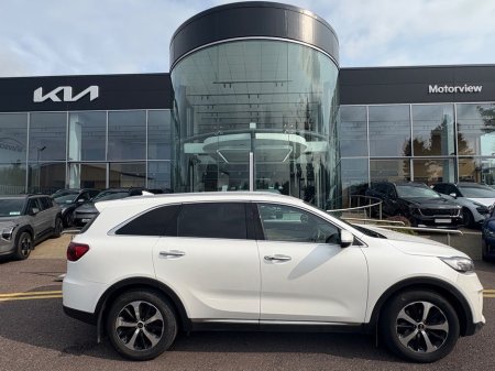 2018 Kia Sorento 7 SEATER 2.2D EXECUTIVE SPEC * Sat Nav, Reversing Camera, Parking Sensors, Cruse Control, side steps, Privacy Glass, Auto Wipers