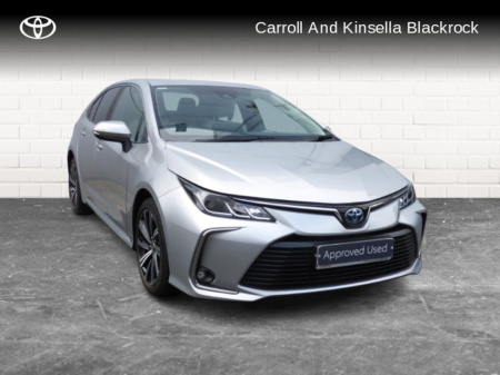 2022 Toyota Corolla Hybrid Luna Sport