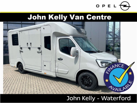 2024 Renault Master STX DOUBLE CAB HORSEBOX - STEPHEX IRELAND
