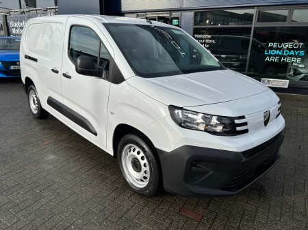 2025 Peugeot Partner