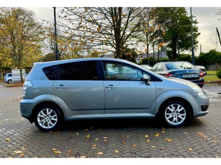 2009 Toyota Corolla Verso VERSO 2.2 D-4D SR 5DR €2,450