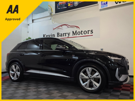 2023 Audi Q4 e-tron 40 S LINE 204BHP (82KWH BATTERY) AUTOMATIC **ONE OWNER / TOP SPEC / APPLE CARPLAY & ANDROID AUTO / CRUISE CONTROL / ELECTRIC BOOTLID / HALF LEATHER INTERIOR / HEATED FRONT SEATS / SAT NAV**