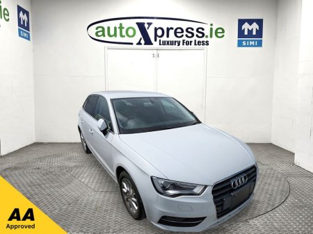 2016 Audi A3 SPORTBACK 1.4TFSI Automatic, Reversing camera