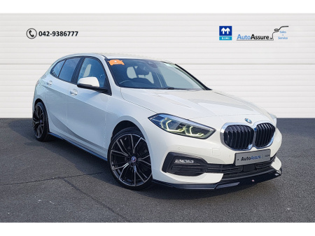 2020 BMW 1 Series SE *** Upgraded 19 inch alloys / Sat Nav / Heated Seats / Maxton Design Kit *** €24,900