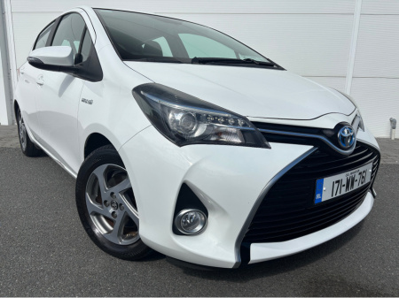2017 Toyota Yaris HY HYBRID LUXURY MC 4DR AUTO €14,995