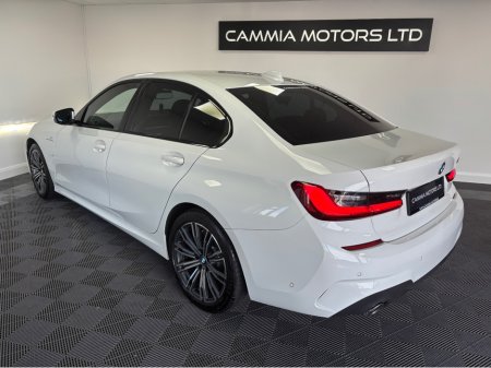 2020 BMW 3 Series *BMW 330e* *PETROL PLUG IN HYBRID* *LOW MILEAGE* *HEATED SEATS* *HEADS UP DISPLAY* *DIGITAL DASH* *REVERSE CAMERA* *LANE ASSIST* *BLIND SPOT ASSIST* *FULLY LOADED* *FINANCE AVAILABLE*