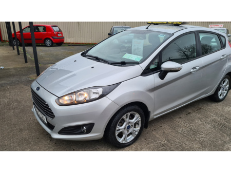 2013 Ford Fiesta ZETEC 1.5    4DR