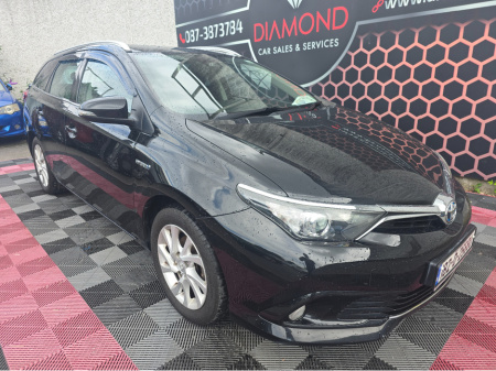 2018 Toyota Auris 1.8 VVT-I HSD ICON TECH H HEV CVT 5DR A €11,950