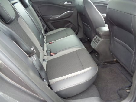 2021 Vauxhall Grandland X BUSINESS EDITION NAV €27,900
