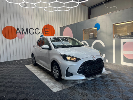 2024 Toyota Yaris TOYOTA YARIS AUTOMATIC 1.0 PETROL / 8k KMs / AUTOMATIC €19,950