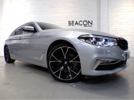 2017 BMW 5 Series *10,000 MILES*BMW 530E*LUXURY PRO EDITION*AMAZING ON FUEL,POWER AND A VERY COMFORTABLE DRIVE*FULL LEATHER MEMORY ELECTRIC HEATED SEATS**20