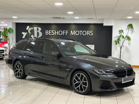 2024 BMW 5 Series 530e M-SPORT TOURING=HUGE SPEC//ONLY 6000 MILES//AS NEW=BMW WARRANTY UNTIL 2027=TAILORED FINANCE PACKAGES AVAILABLE=TRADE IN’S WELCOME €58,995