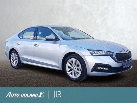 2024 Skoda Octavia 2.0TDI 115HP - Apple Car Play & Android Auto, LED Lights, Reverse Camera
