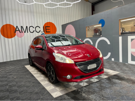2014 Peugeot 208 PEUGEOT 208 AUTOMATIC 1.2 PETROL / 39k KMs / PARKING SENSORS , ADAPTIVE CRUISE & M ORE €8,950