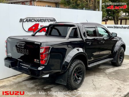 2025 Isuzu D-MAX ARCTIC TRUCK AT35 ONYX BLACK €71,900