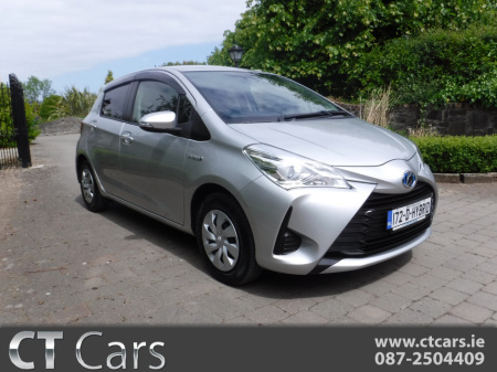 2017 Toyota Yaris VITZ 1.5 AUTO HYBRID ANDROID+CARPLAY (172)