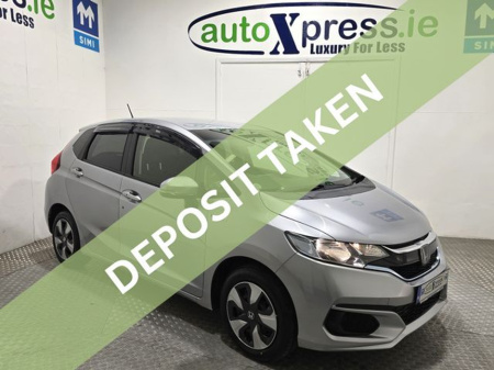 2019 Honda Fit 1.5 SELF CHARGING HYBRID F Automatic, Reversing camera