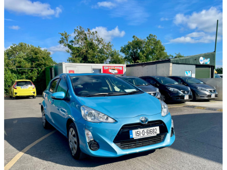 2015 Toyota Aqua 1.8 Hybrid Luxury