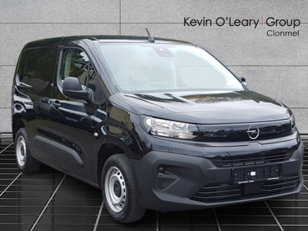 2025 Opel Combo COMBO 19 KOMF L1H1-1.5 100BHP D €20,895