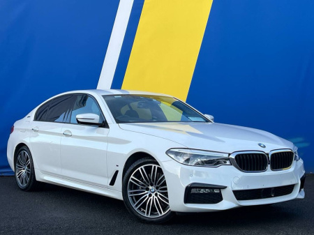 2019 BMW 5 Series 530e M-SPORT 2.0 PLUG-IN HYBRID AUTO // HEADS-UP DISPLAY // FULL SERVICE HISTORY // POWERED BOOT LID
