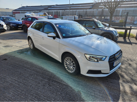 2017 Audi A3 1.6 TDI SE TECHNIK// AUTOMATIC// 30 116PS 5DR AUTOMATIC// VERY CLEAN EXAMPLE// VERY NICE DRIVER AUTOMATIC MODEL