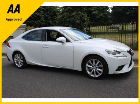 2015 Lexus IS 300 h Advance