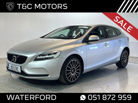 2018 Volvo V40 D2 - Momentum Edition - * Low Mileage * High Spec - Leather heated seats - AC - Bluetooth media