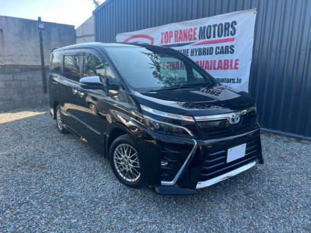 2021 Toyota Voxy 