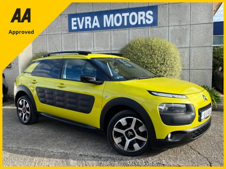 2015 Citroen C4 Cactus FLAIR 1.2 PETROL //PANORAMIC GLASS ROOF//REVERSE CAMERA//SAT NAV// €9,950