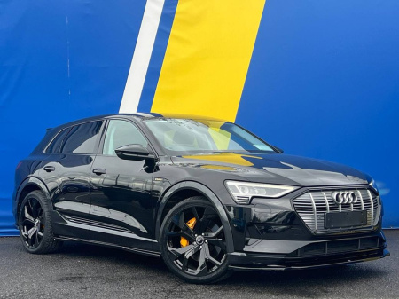 2021 Audi e-tron 50 QUATTRO RS-PERFORMANCE PACK // BLACK STYLING // LEATHER HEATED & POWERED SEATS // 360 SURROUND PARKING SENSORS