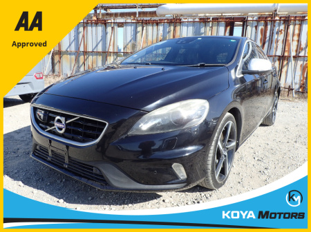 2016 Volvo V40 2.0 D4 DIESEL R-DESIGN EDITION AUTO // FULL PAN ROOF // BLACK SAPPHIRE METALLIC // IMMACULATE EXAMPLE // CRUISE CONTROL // PARK ASSIST // ELECTRIC MEMORY SEATS // KEYLESS GO // UPGRADED SPORT ALLOYS