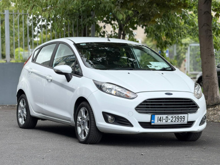2014 Ford Fiesta 2014 Ford Fiesta – Auto, Low KM & Clean