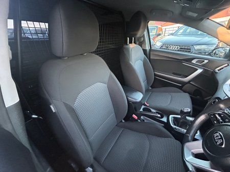 2021 Kia Ceed  €9,674