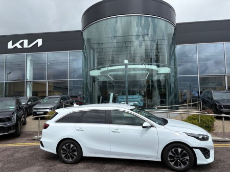 2024 Kia Ceed 1.6P SW PHEV*IMMACULATE CONDITION* Cruise Control, Reversing Camera, Parking Sensors, Bluetooth, Multifunctional Steering Wheel, Touch Screen Infotain