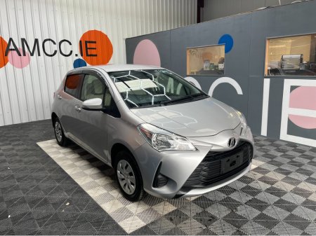 2018 Toyota Vitz VITZ AUTOMATIC 1.3 PETROL / 81k KMs / REVERSE CAMERA & MORE