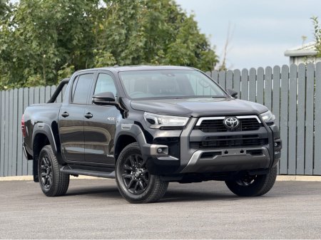 2025 Toyota Hilux DIESEL RARE INVINCIBLE X 4WD