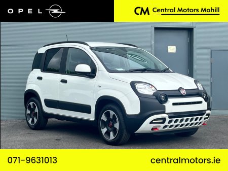 2025 Fiat Panda 1.0 CROSS 5DR * Huge Spec * 0 Mileage *