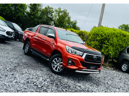 2019 Toyota Hilux *NO VAT*  INVINCIBLE 4DR AUTO ORANGE SPICE €34,999